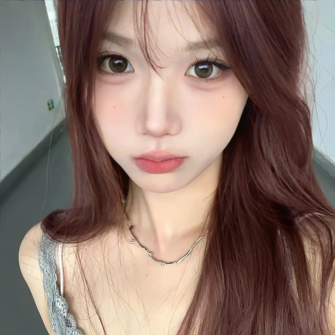 蒙娜丽莎与血月 海报
